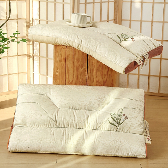 91家纺网 家纺一手货源 找家纺 （总）仁宇枕业 2025新款新品青麻花分区护颈枕头枕芯