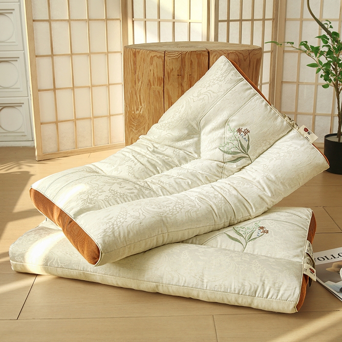 91家纺网 家纺一手货源 找家纺 （总）仁宇枕业 2025新款新品青麻花分区护颈枕头枕芯