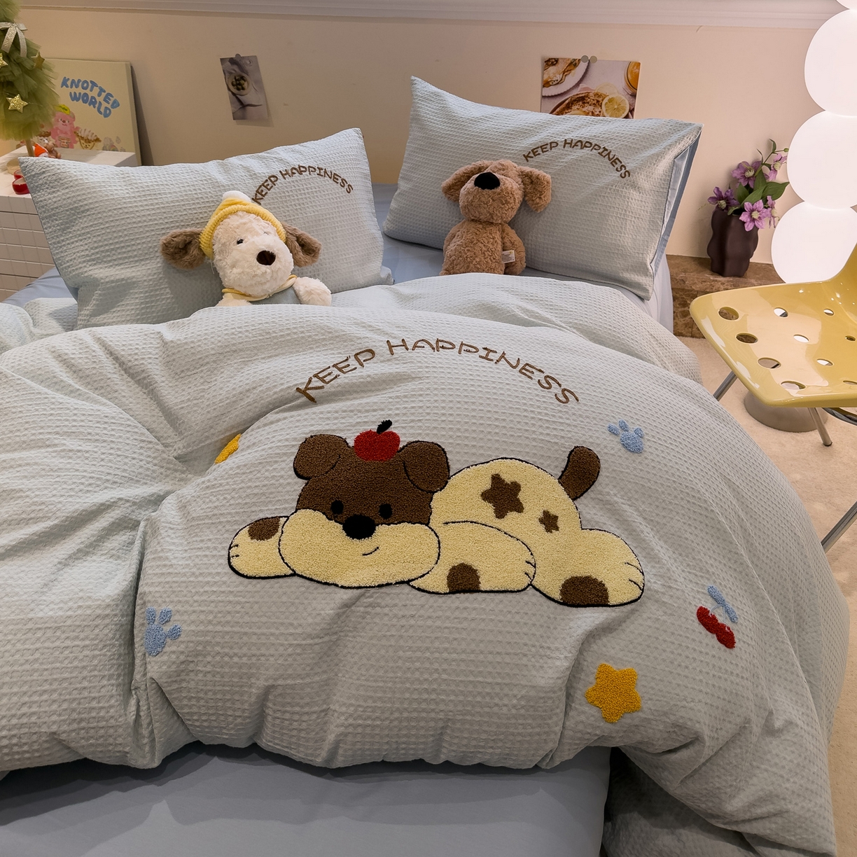 91家纺网 家纺一手货源 找家纺 雅居纺家纺 2026新款全棉华夫格毛巾绣四件套 蓝色趴趴狗