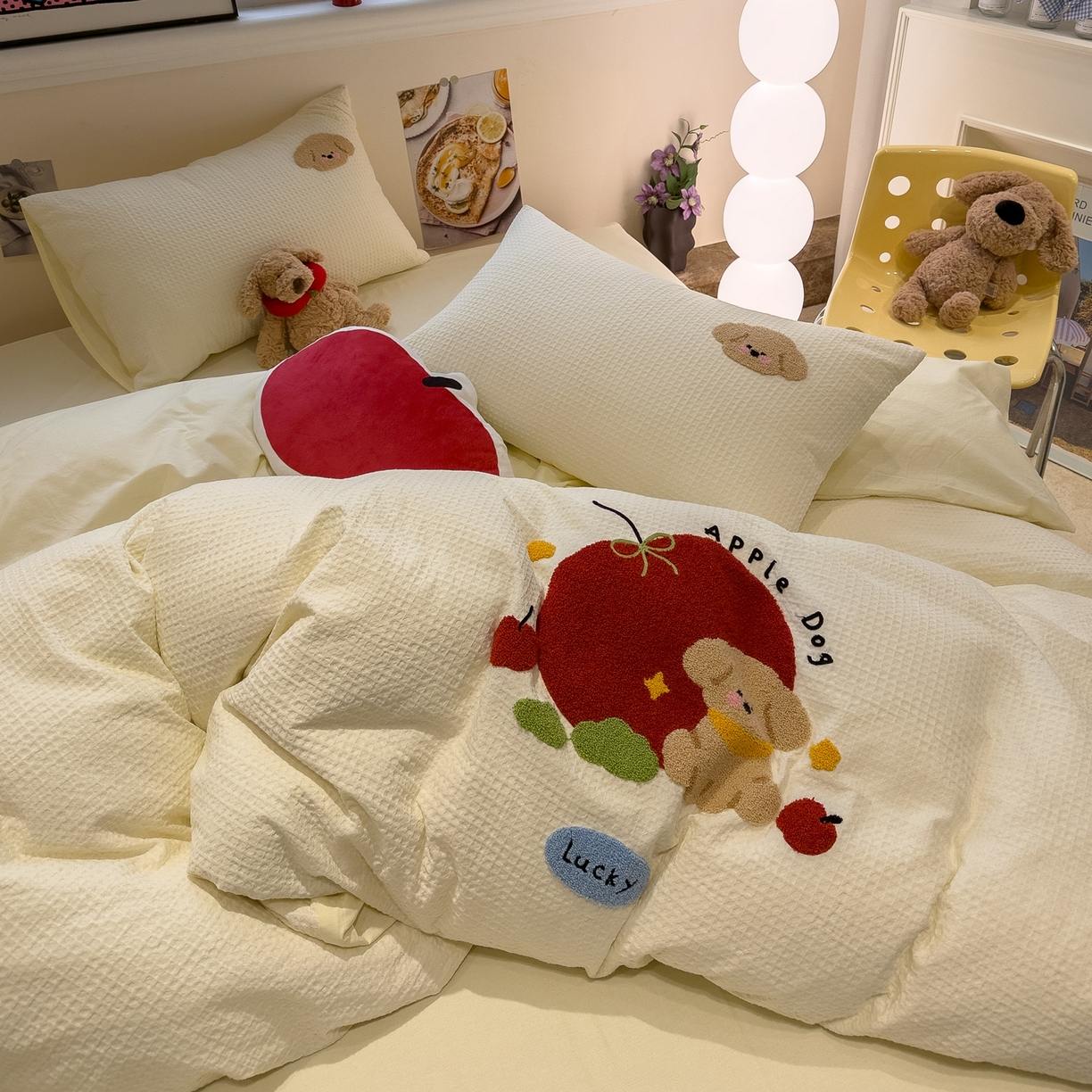 91家纺网 家纺一手货源 找家纺 雅居纺家纺 2026新款全棉华夫格毛巾绣四件套 米黄苹安狗