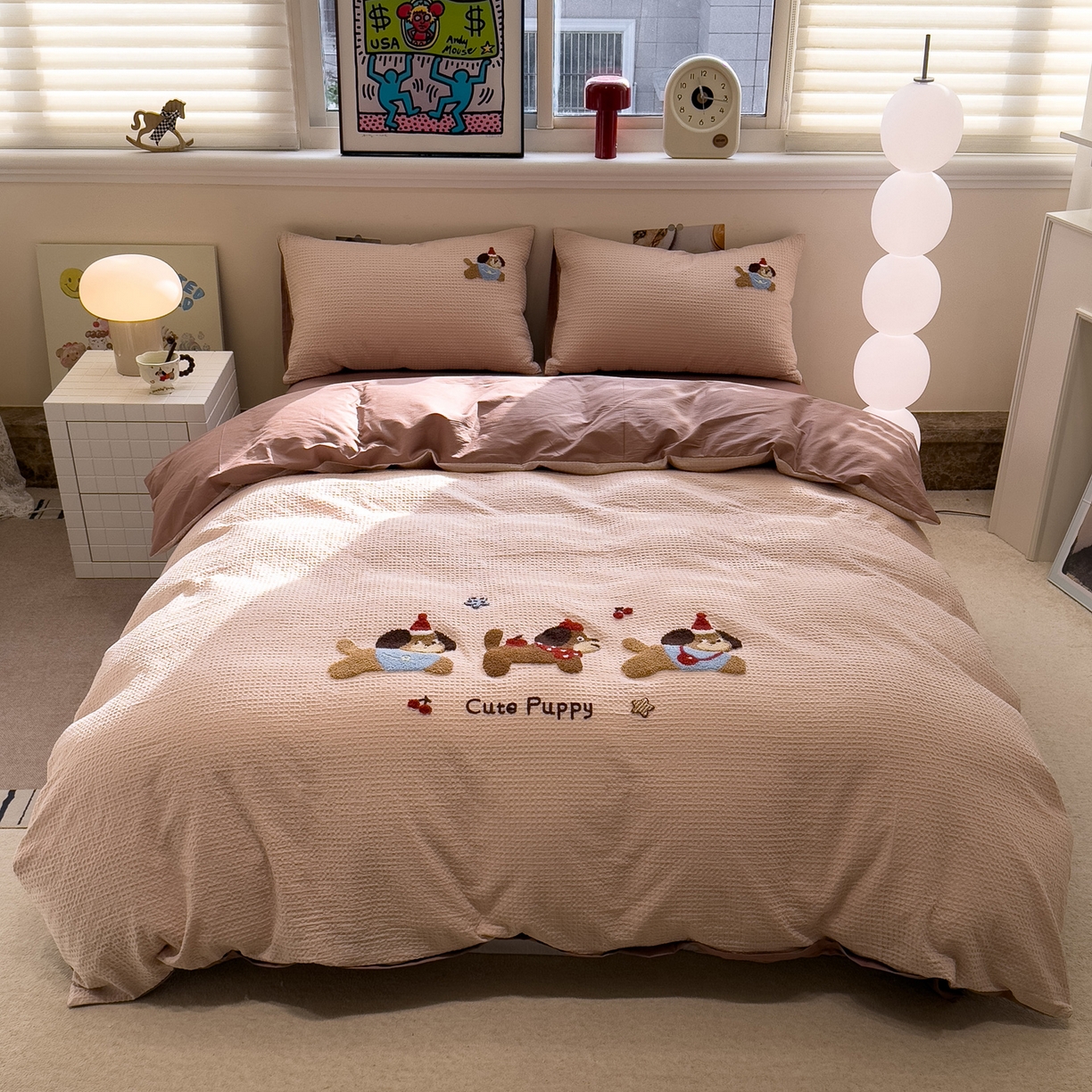 雅居纺家纺 2026新款全棉华夫格毛巾绣四件套 米驼腊肠狗