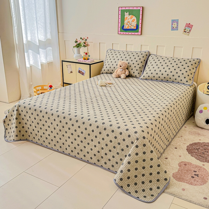 91家纺网 家纺一手货源 找家纺 2026新款13070单面全棉绗缝床盖三件套 灰调波点