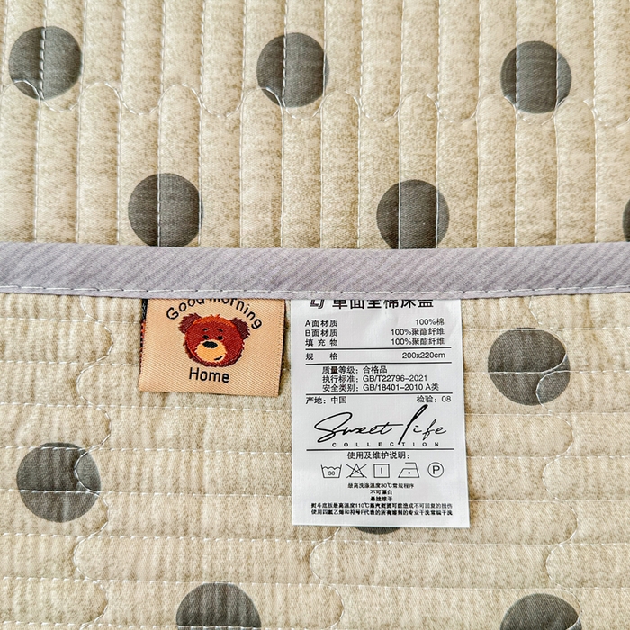 91家纺网 家纺一手货源 找家纺 2026新款13070单面全棉绗缝床盖三件套 灰调波点
