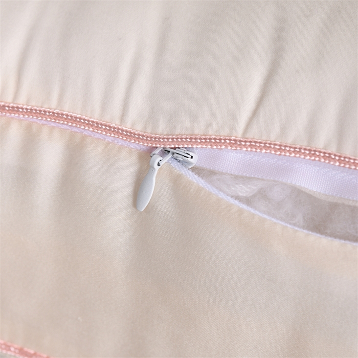 91家纺网 家纺一手货源 找家纺 （总）仁宇枕业 2025新款新品棠颜悦色蚕丝定型枕