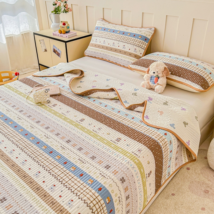 91家纺网 家纺一手货源 找家纺 2026新款13070单面全棉绗缝床盖三件套 童年小事