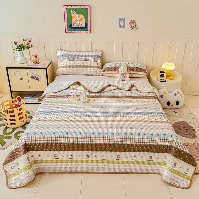 91家纺网 家纺一手货源 找家纺 2026新款13070单面全棉绗缝床盖三件套 童年小事