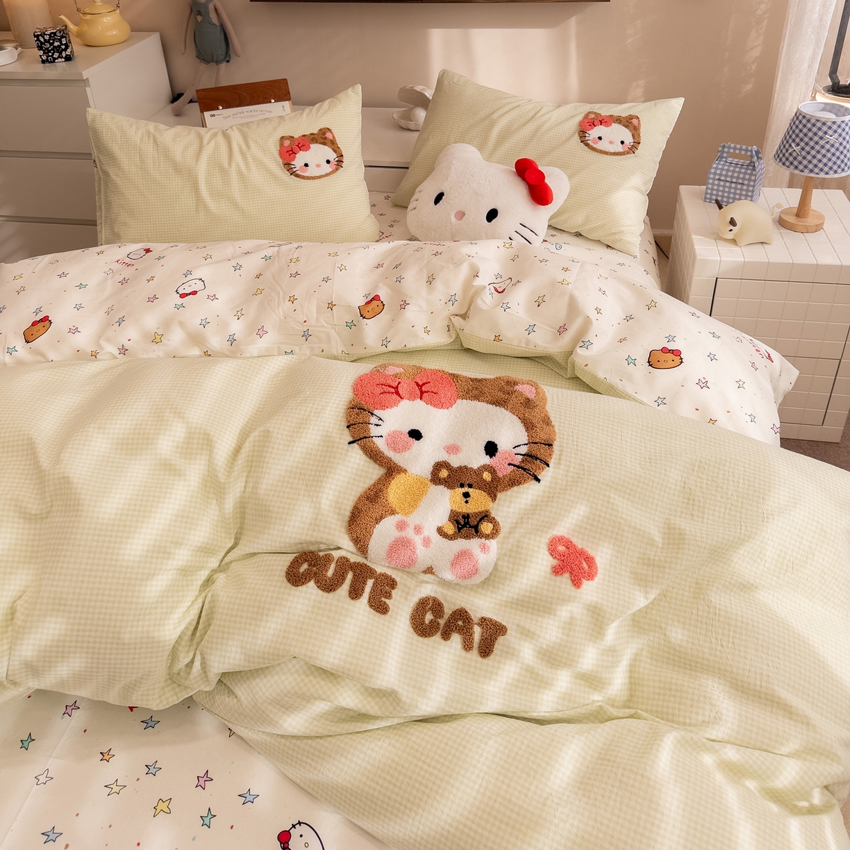 91家纺网 家纺一手货源 找家纺 （总）雅居纺家纺 2026新款全棉色织水洗棉毛巾绣猫咪四件套