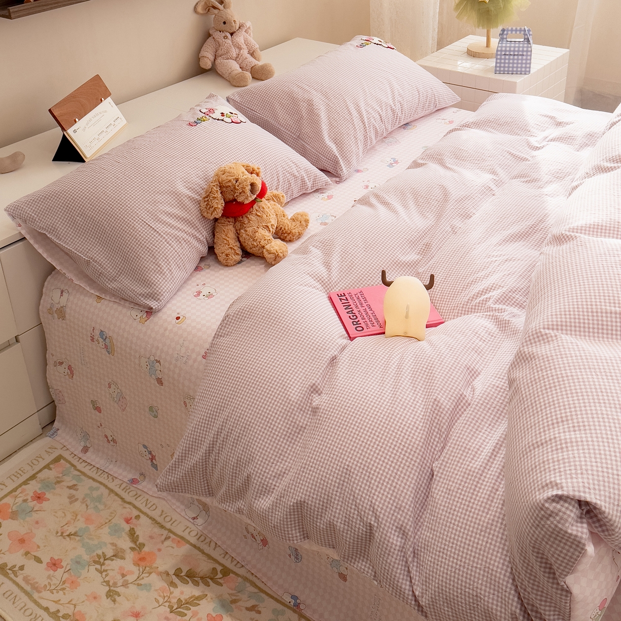 91家纺网 家纺一手货源 找家纺 雅居纺家纺 2026新款全棉色织水洗棉毛巾绣猫咪四件套 木马猫咪