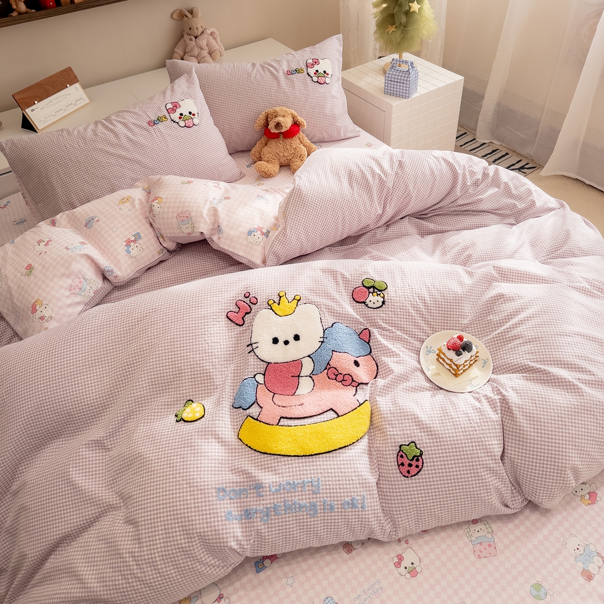 91家纺网 家纺一手货源 找家纺 雅居纺家纺 2026新款全棉色织水洗棉毛巾绣猫咪四件套 木马猫咪