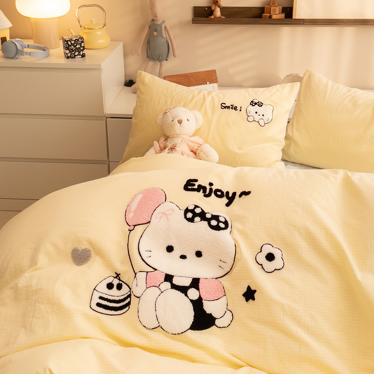 91家纺网 家纺一手货源 找家纺 雅居纺家纺 2026新款全棉色织水洗棉毛巾绣猫咪四件套 气球猫咪