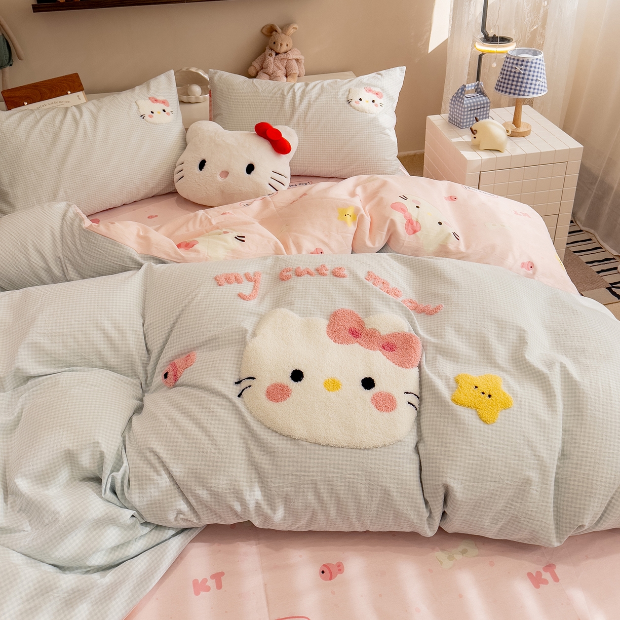 91家纺网 家纺一手货源 找家纺 雅居纺家纺 2026新款全棉色织水洗棉毛巾绣猫咪四件套 星星猫咪