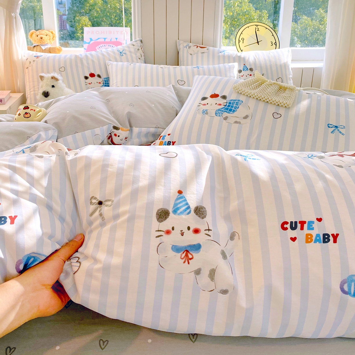 91家纺网 家纺一手货源 找家纺 小懒猪 2026新款全棉印花卡通系列四件套 蓝调喵趣