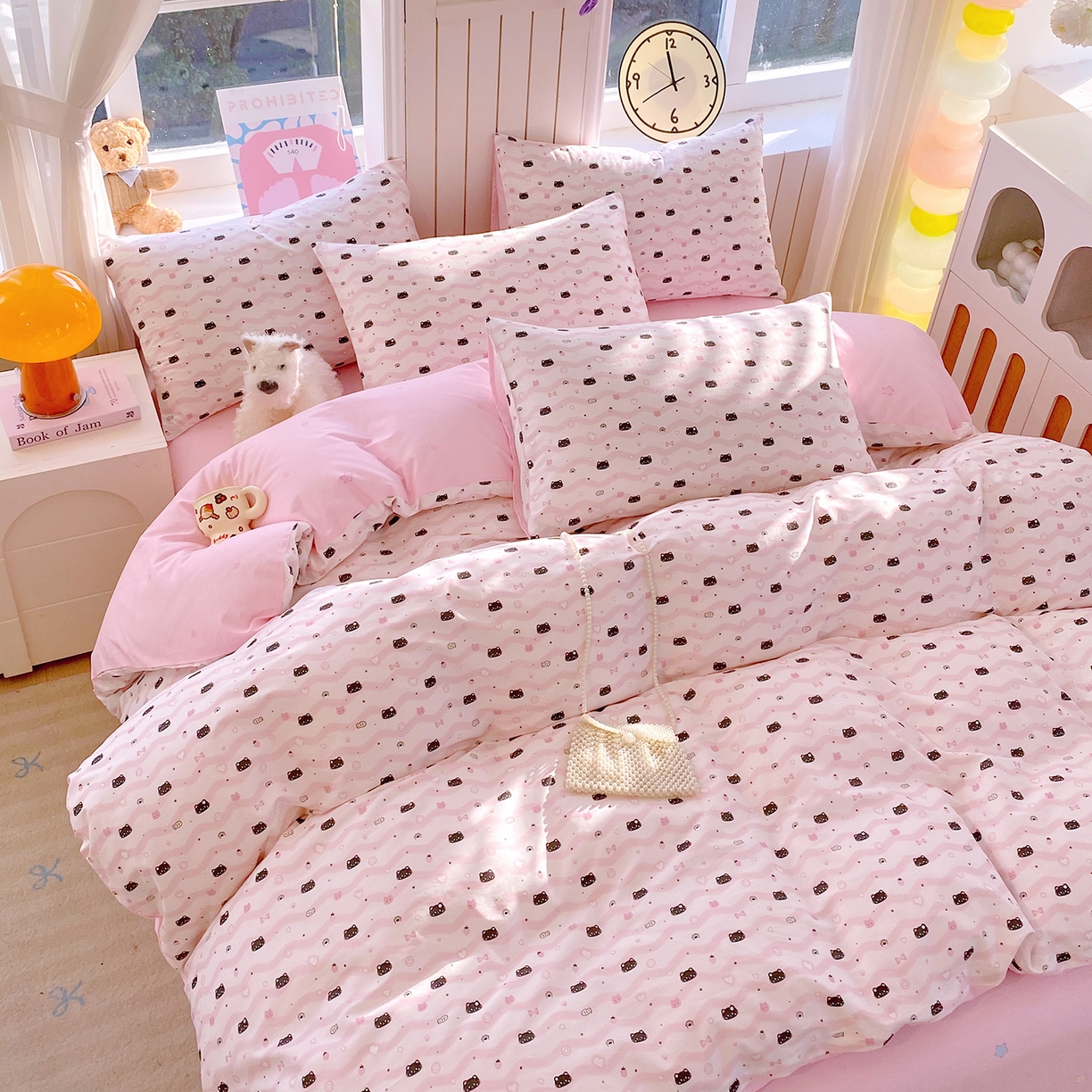 91家纺网 家纺一手货源 找家纺 小懒猪 2026新款全棉印花卡通系列四件套 粉喵甜梦