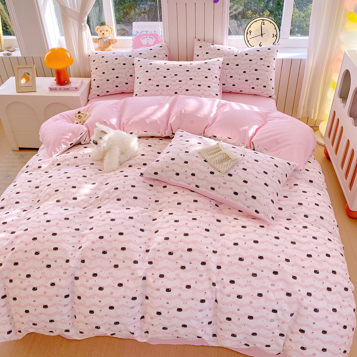 91家纺网 家纺一手货源 找家纺 小懒猪 2026新款全棉印花卡通系列四件套 粉喵甜梦