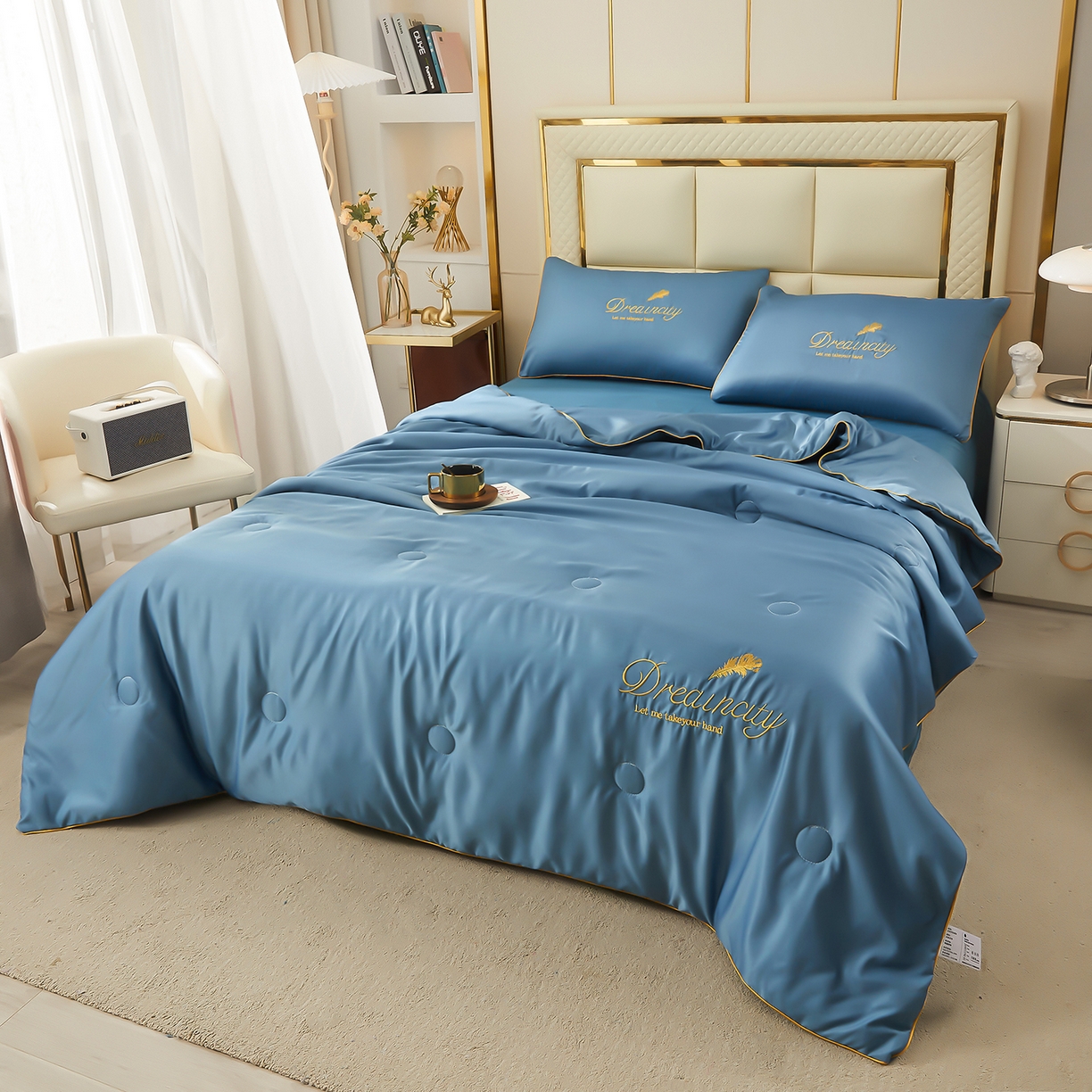 91家纺网 家纺一手货源 找家纺 好尚居 2026新款水洗真丝刺绣夏被被子被芯四件套 雾霾蓝