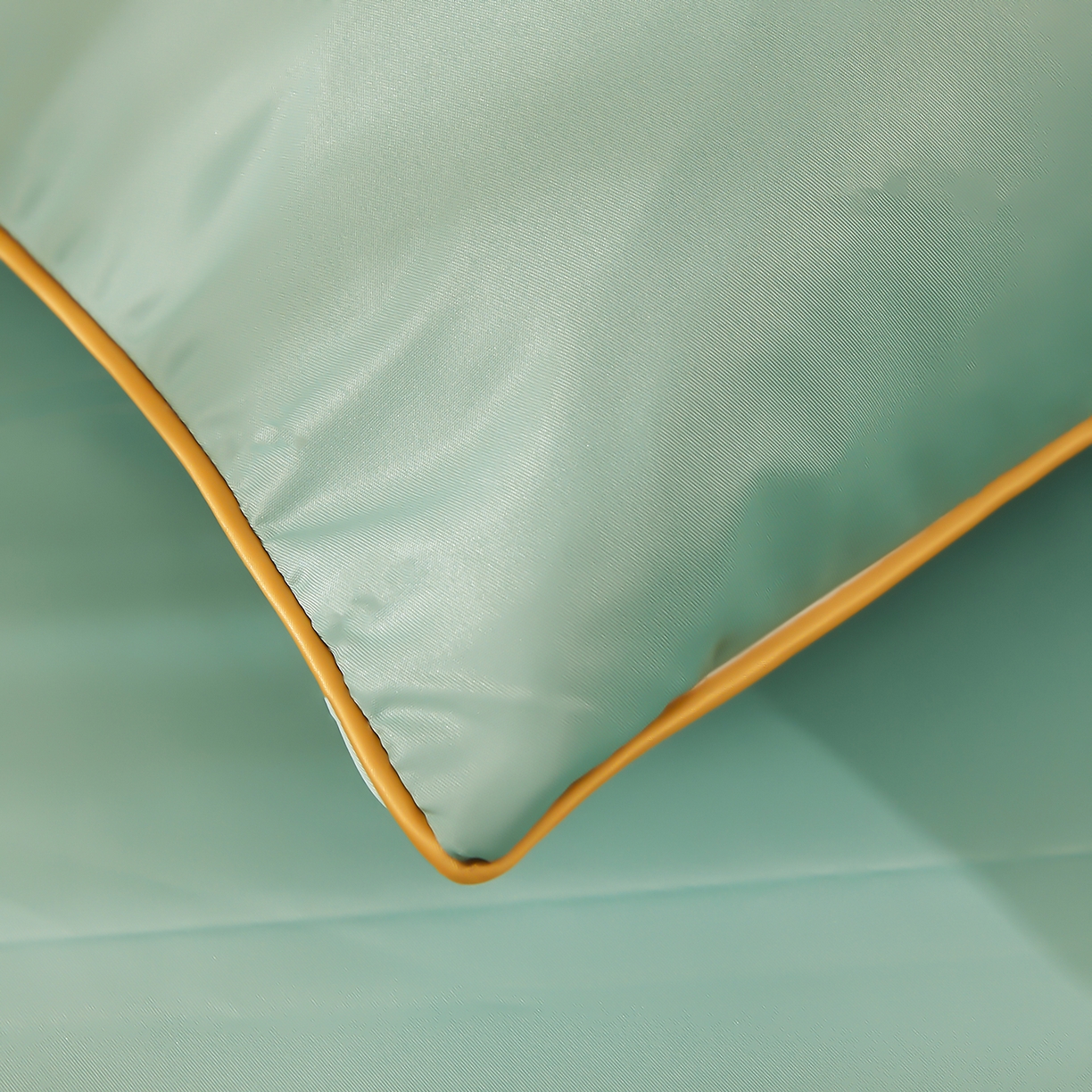 91家纺网 家纺一手货源 找家纺 好尚居 2026新款水洗真丝刺绣夏被被子被芯四件套 深海蓝