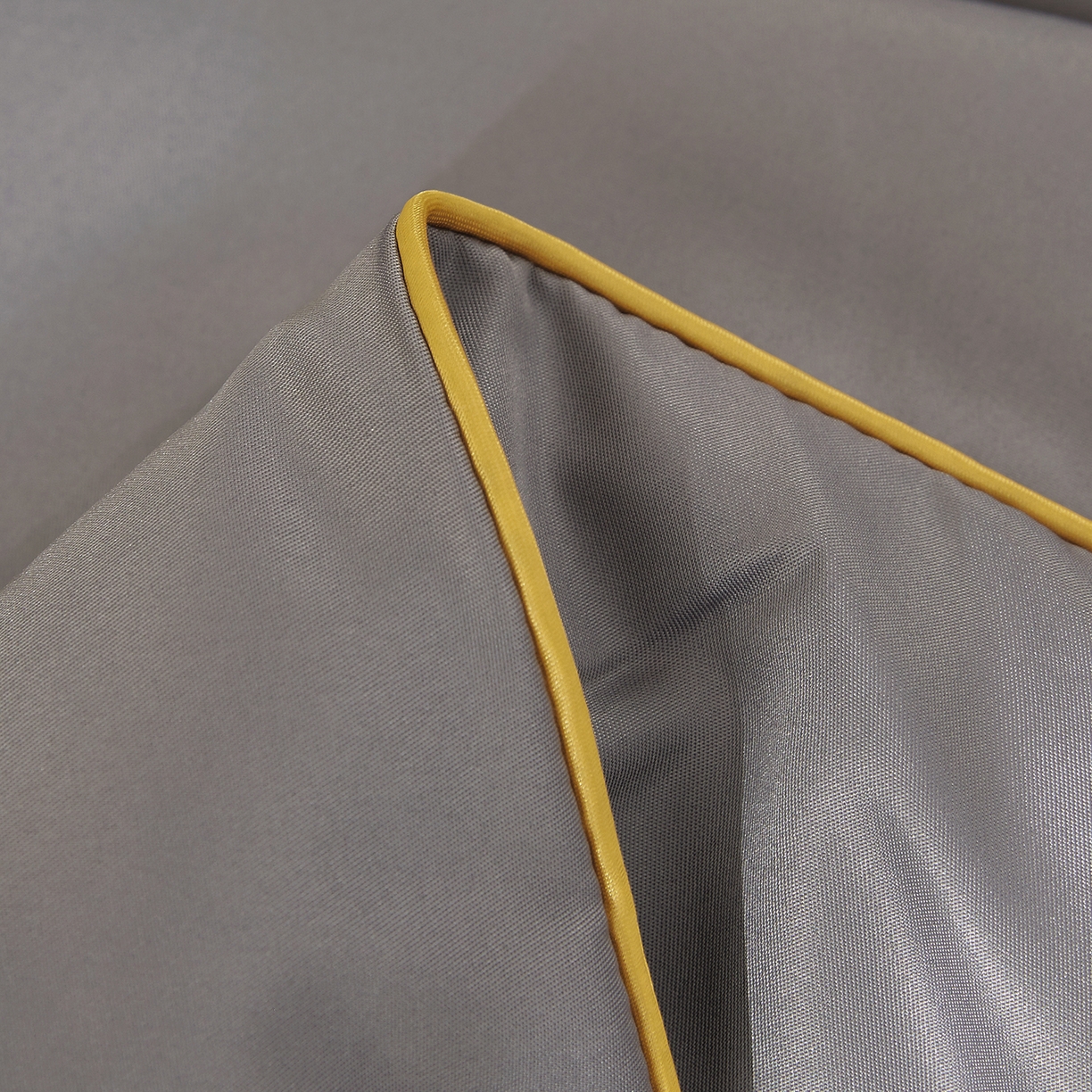 91家纺网 家纺一手货源 找家纺 好尚居 2026新款水洗真丝刺绣夏被被子被芯四件套 深灰