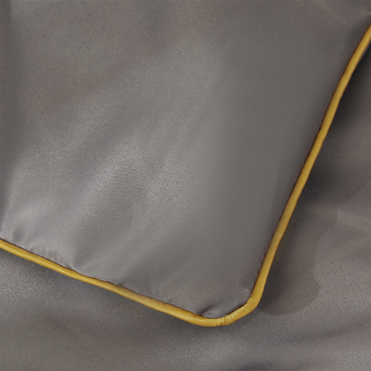 91家纺网 家纺一手货源 找家纺 好尚居 2026新款水洗真丝刺绣夏被被子被芯四件套 深灰