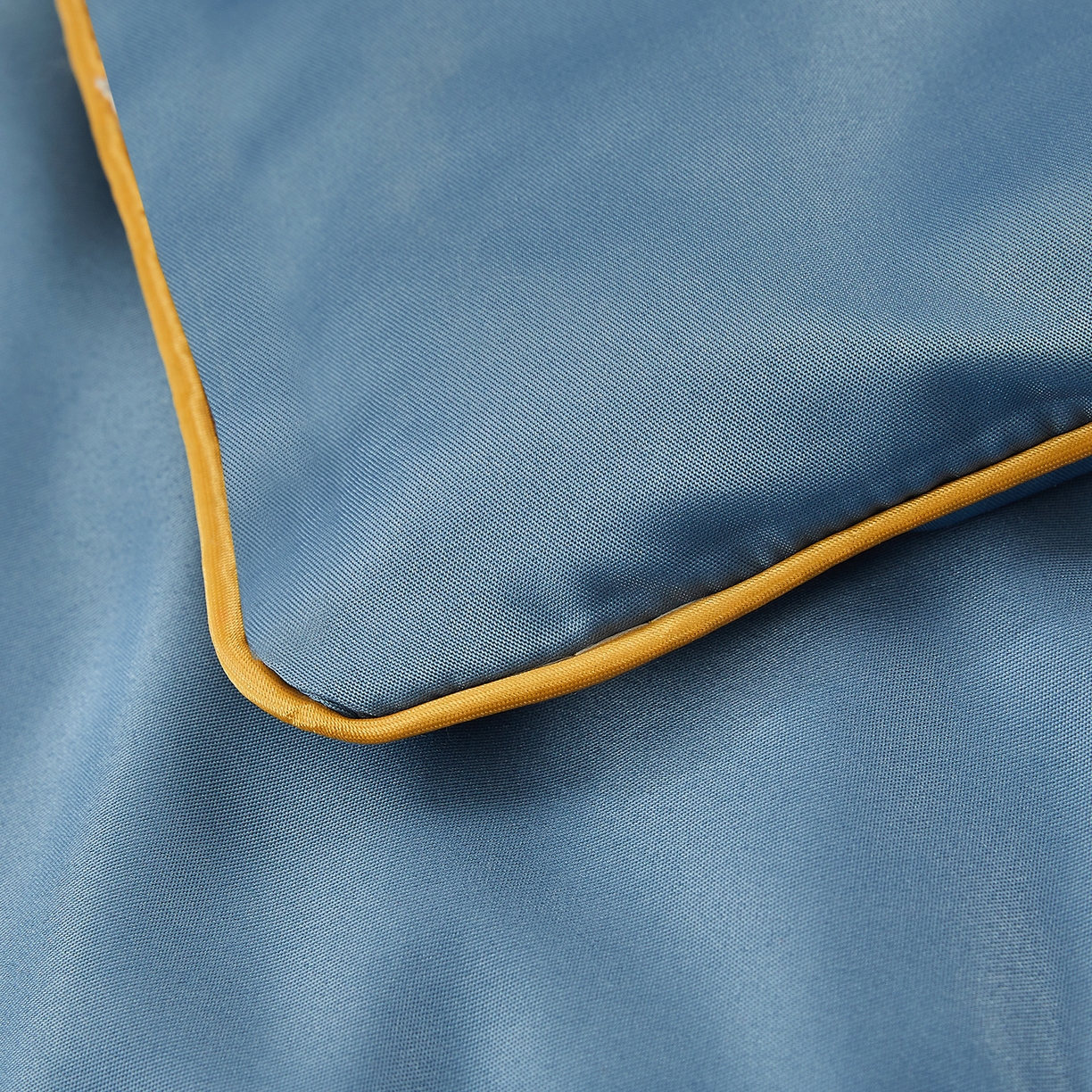 91家纺网 家纺一手货源 找家纺 好尚居 2026新款水洗真丝刺绣夏被被子被芯四件套 雾霾蓝