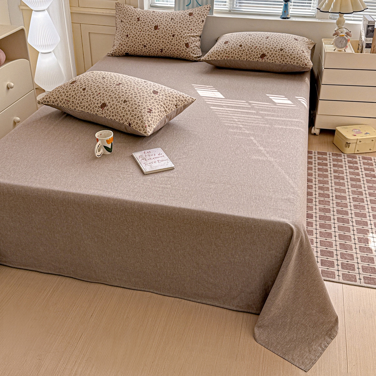 91家纺网 家纺一手货源 找家纺 名品家纺 2026新款100%纯棉床单系列 暗纹咖