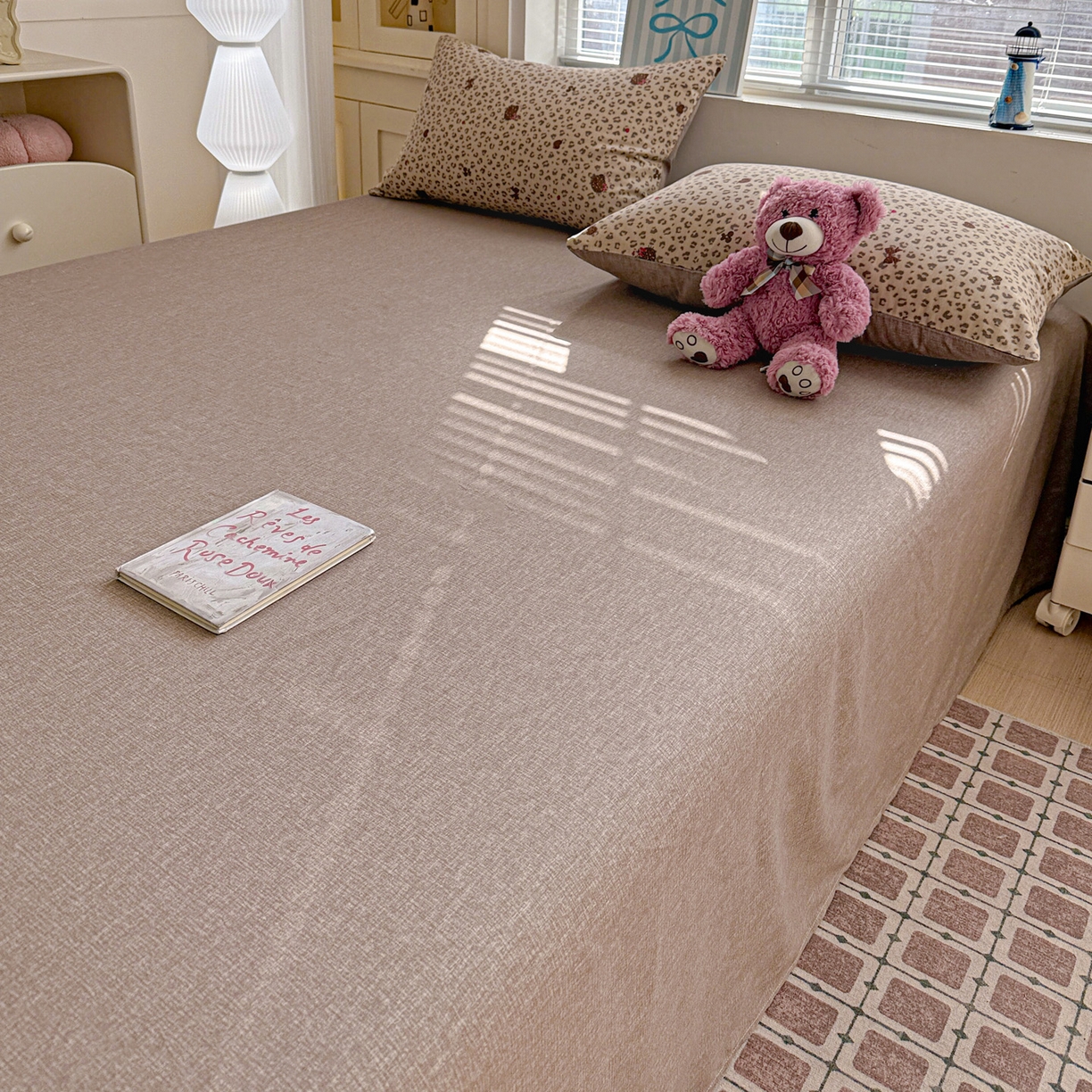 91家纺网 家纺一手货源 找家纺 名品家纺 2026新款100%纯棉床单系列 暗纹咖