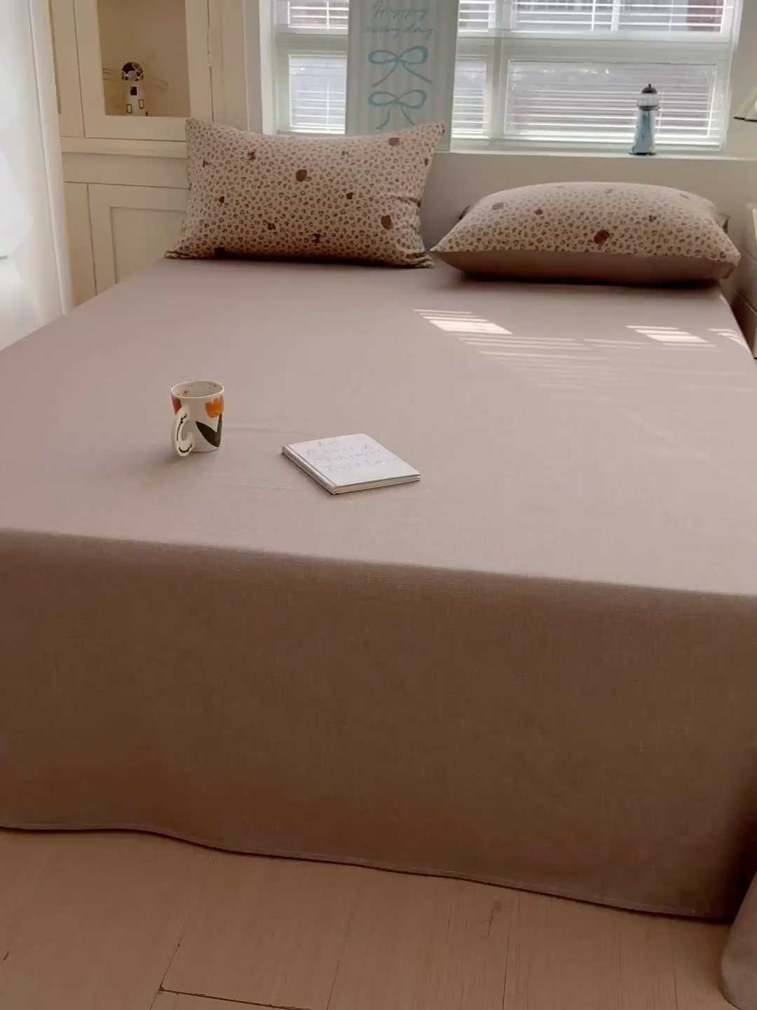 91家纺网 家纺一手货源 找家纺 名品家纺 2026新款100%纯棉床单系列 暗纹咖