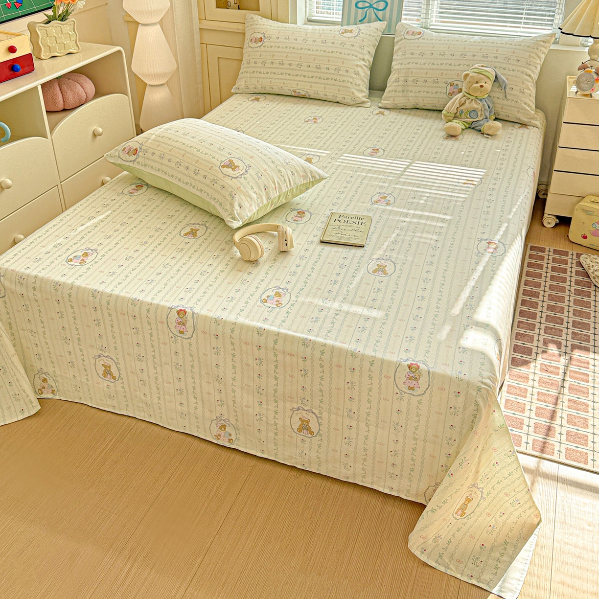 91家纺网 家纺一手货源 找家纺 名品家纺 2026新款100%纯棉床单系列 春日小熊