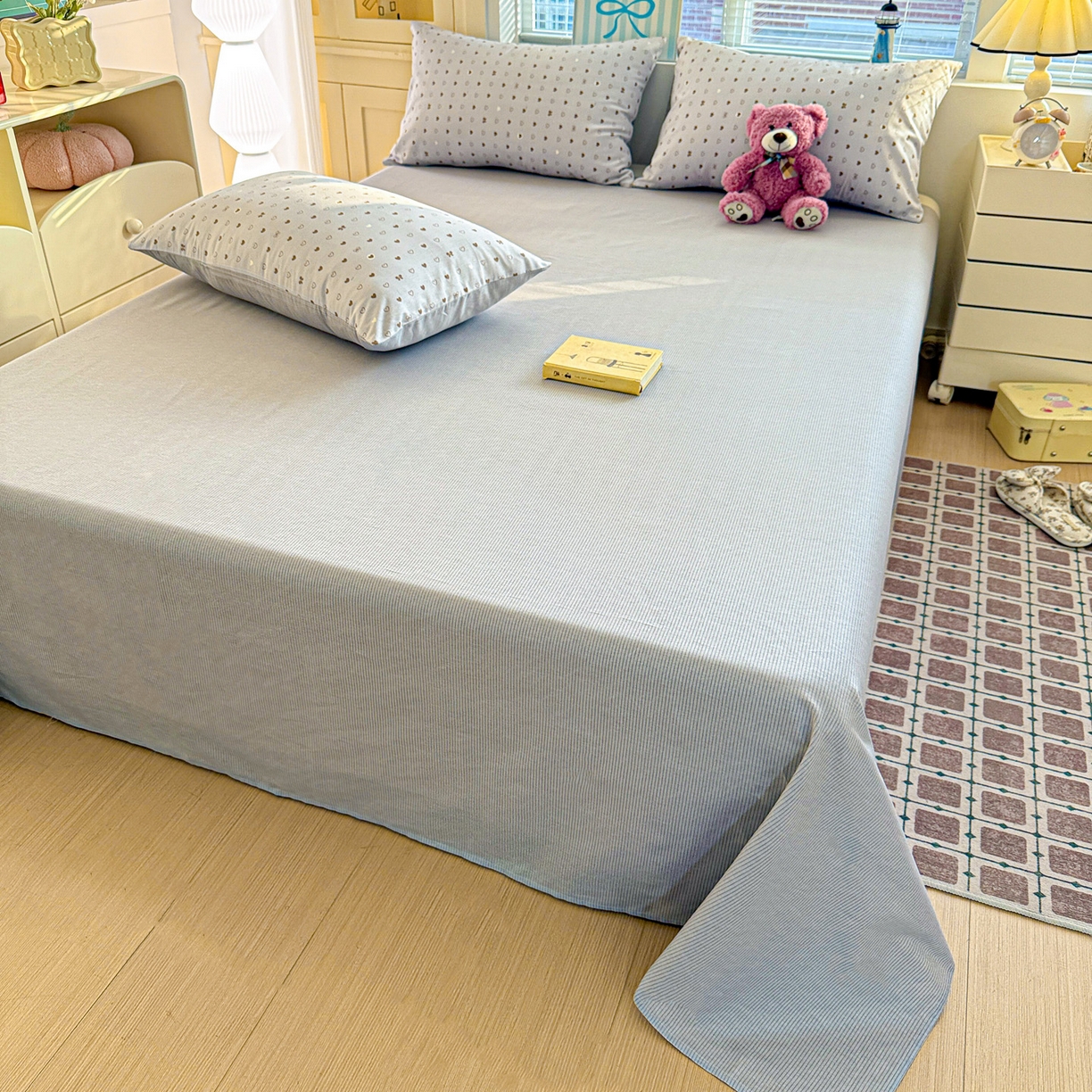 91家纺网 家纺一手货源 找家纺 名品家纺 2026新款100%纯棉床单系列 蓝灰条纹