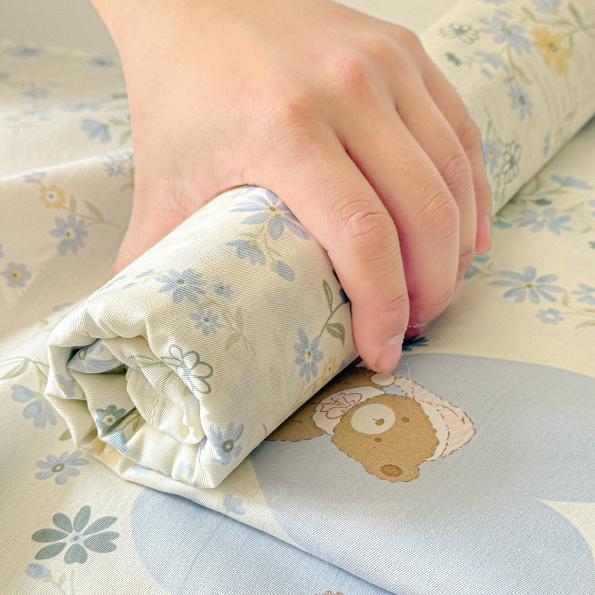 91家纺网 家纺一手货源 找家纺 名品家纺 2026新款100%纯棉床单系列 奶芙熊