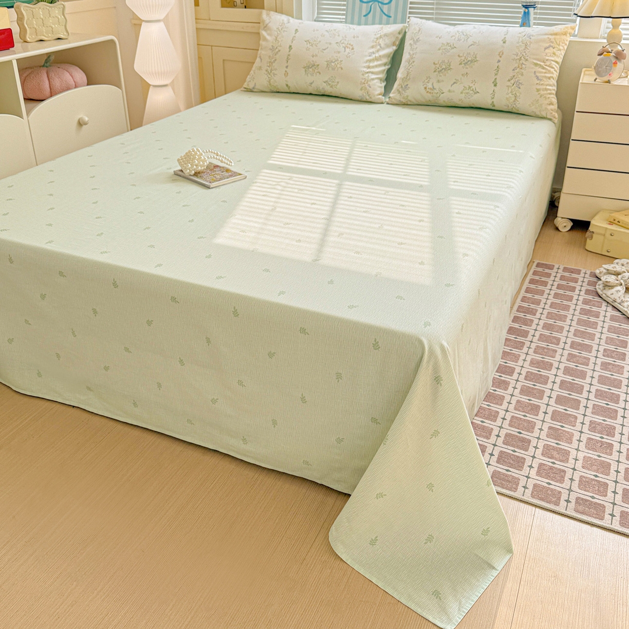 91家纺网 家纺一手货源 找家纺 名品家纺 2026新款100%纯棉床单系列 条纹绿叶