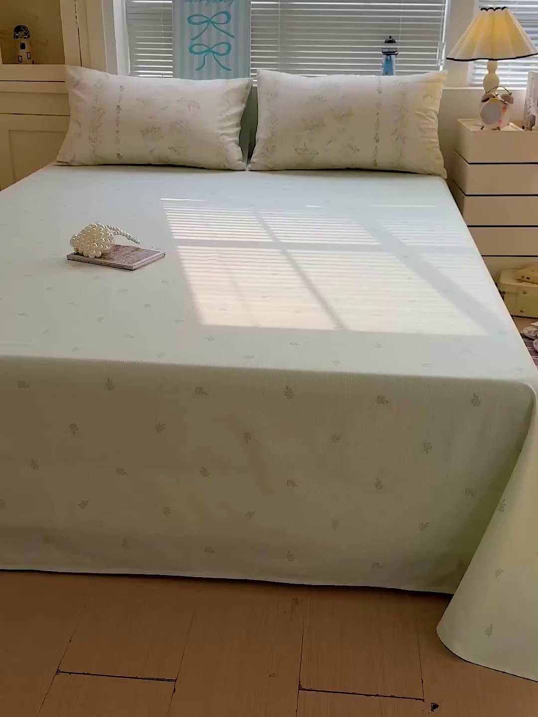 91家纺网 家纺一手货源 找家纺 名品家纺 2026新款100%纯棉床单系列 条纹绿叶