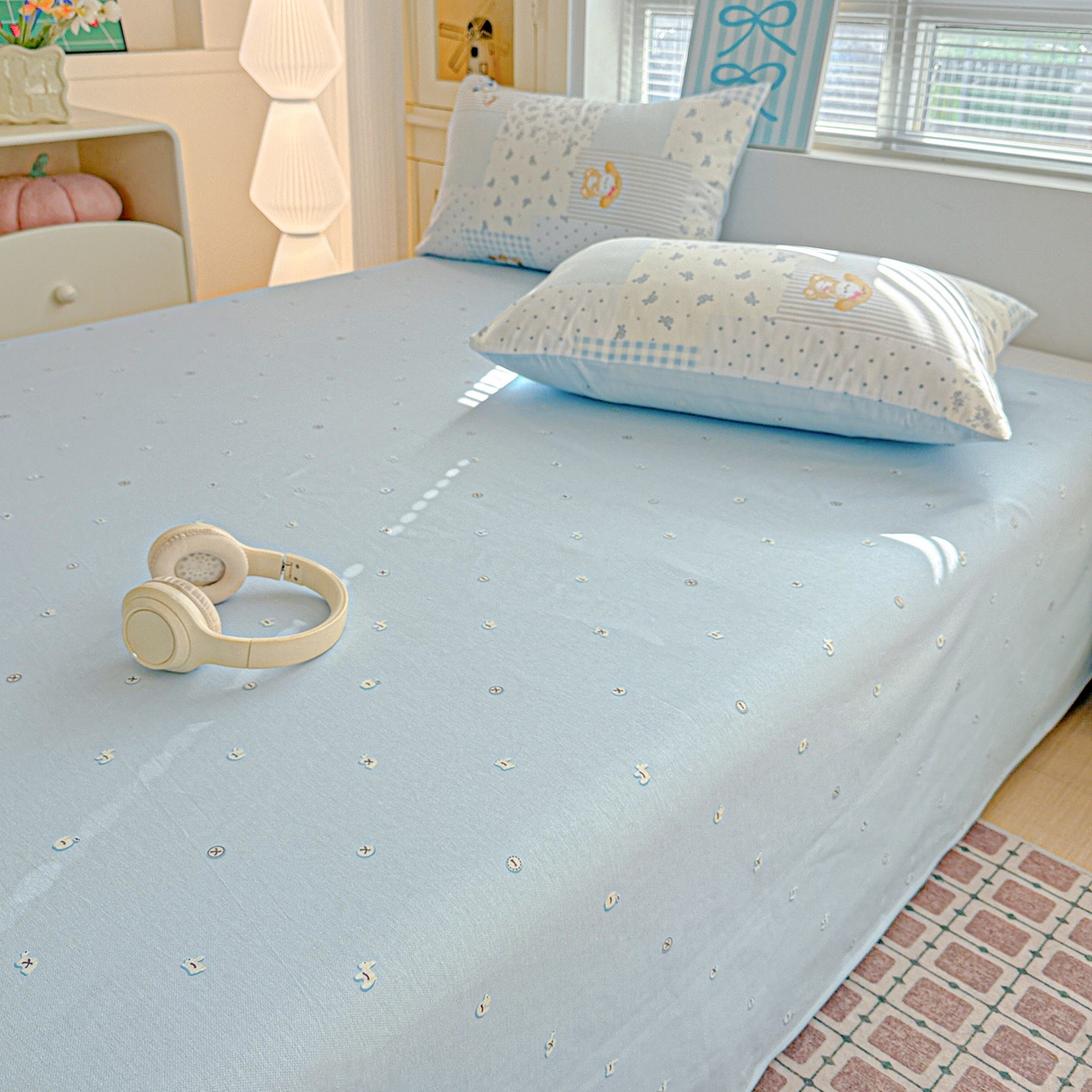 91家纺网 家纺一手货源 找家纺 名品家纺 2026新款100%纯棉床单系列 童话拼贴