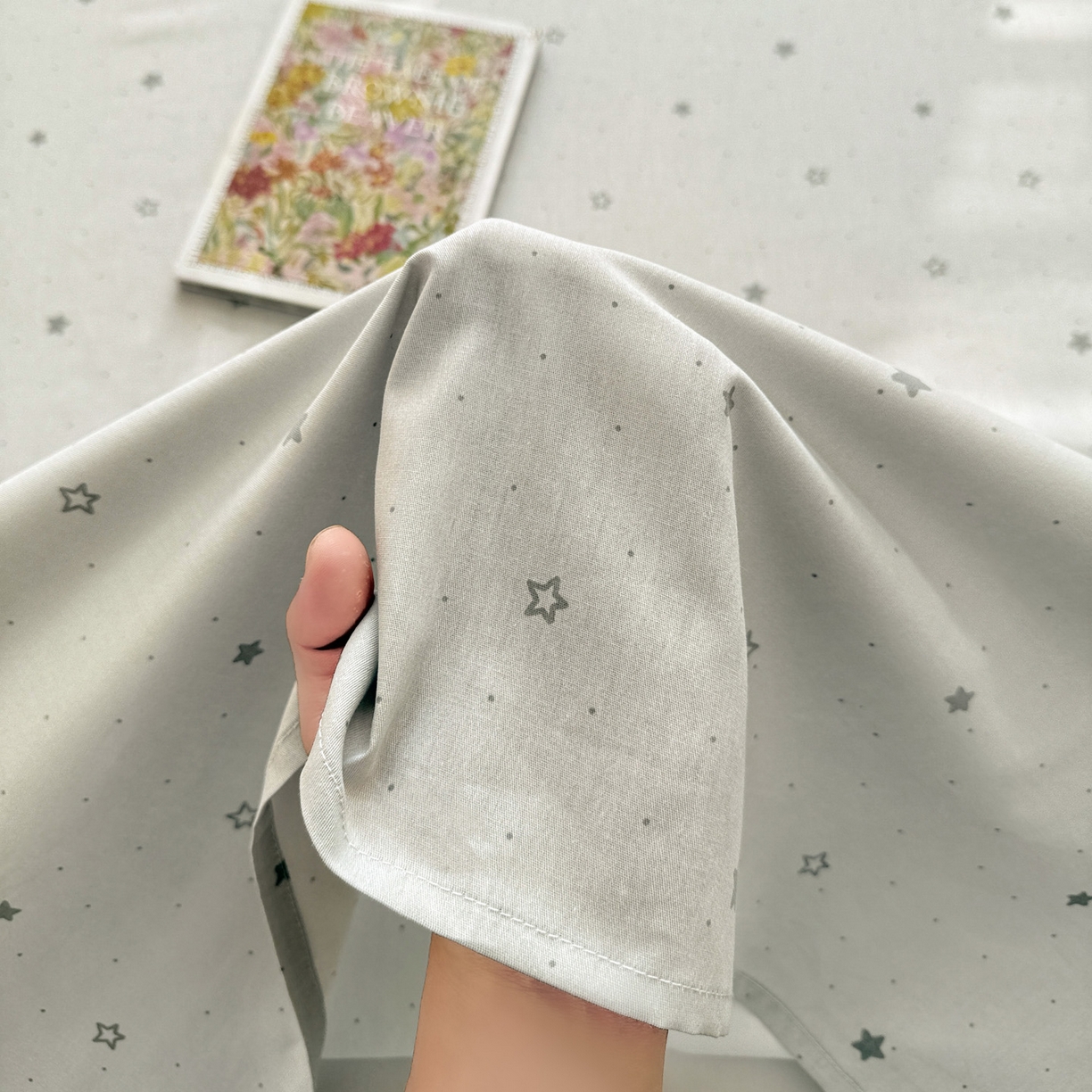 91家纺网 家纺一手货源 找家纺 名品家纺 2026新款100%纯棉床单系列 线条小狗