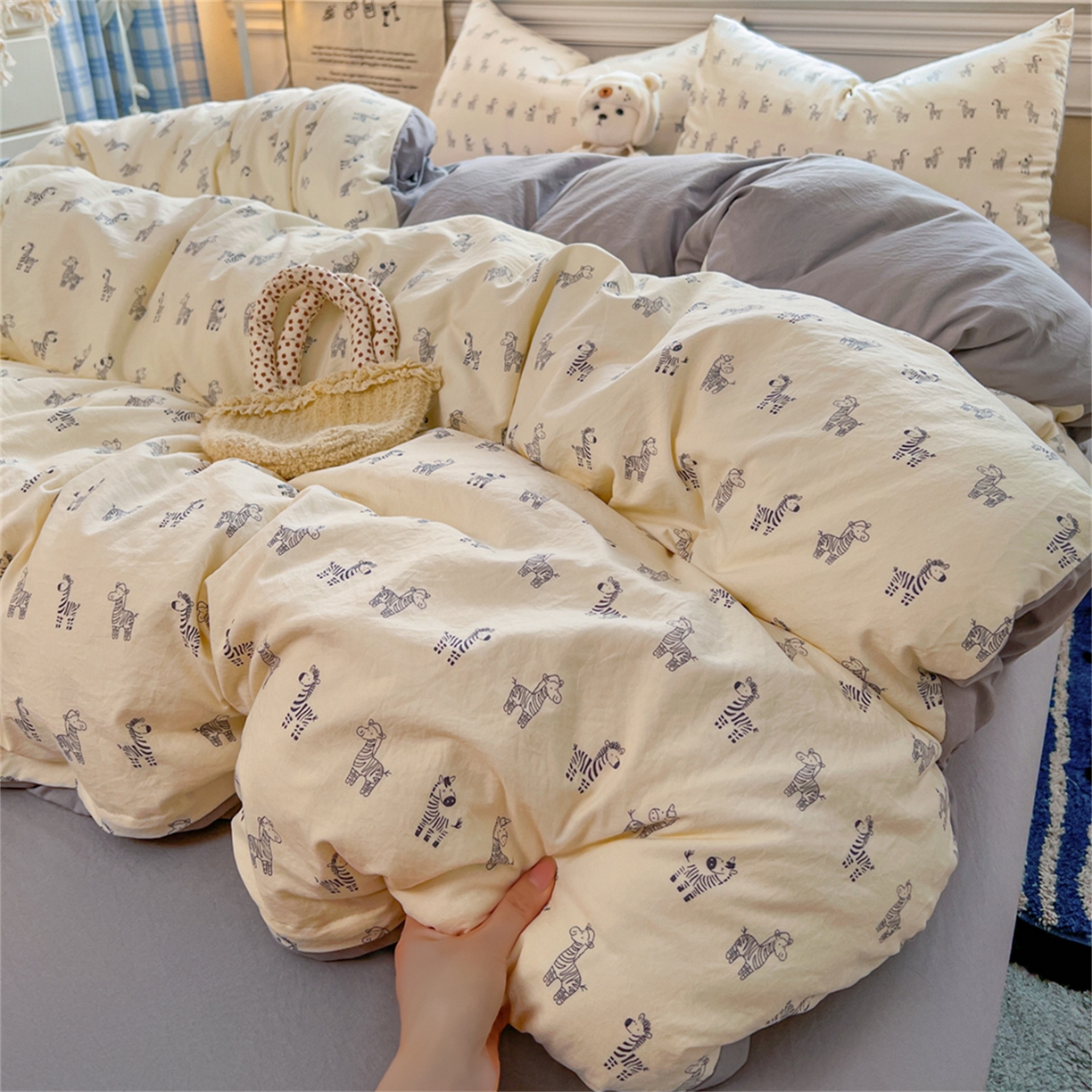 91家纺网 家纺一手货源 找家纺 玉海棠家纺 2026新款古法水洗仿棉云感纱四件套 斑马