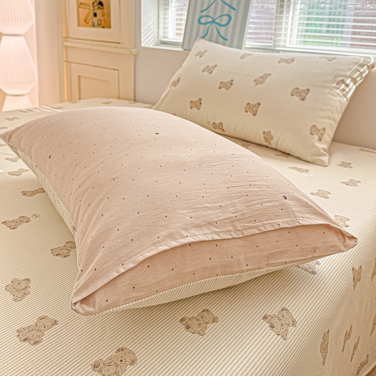 91家纺网 家纺一手货源 找家纺 名品家纺 2026新款100%纯棉枕套系列 条纹小熊