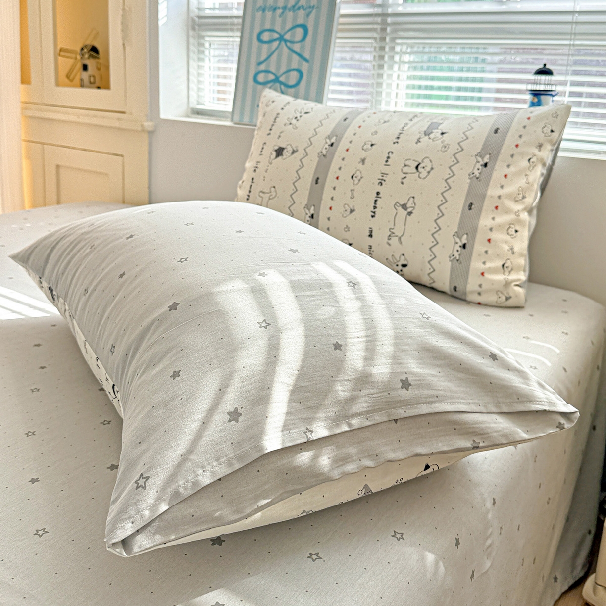 91家纺网 家纺一手货源 找家纺 名品家纺 2026新款100%纯棉枕套系列 线条小狗