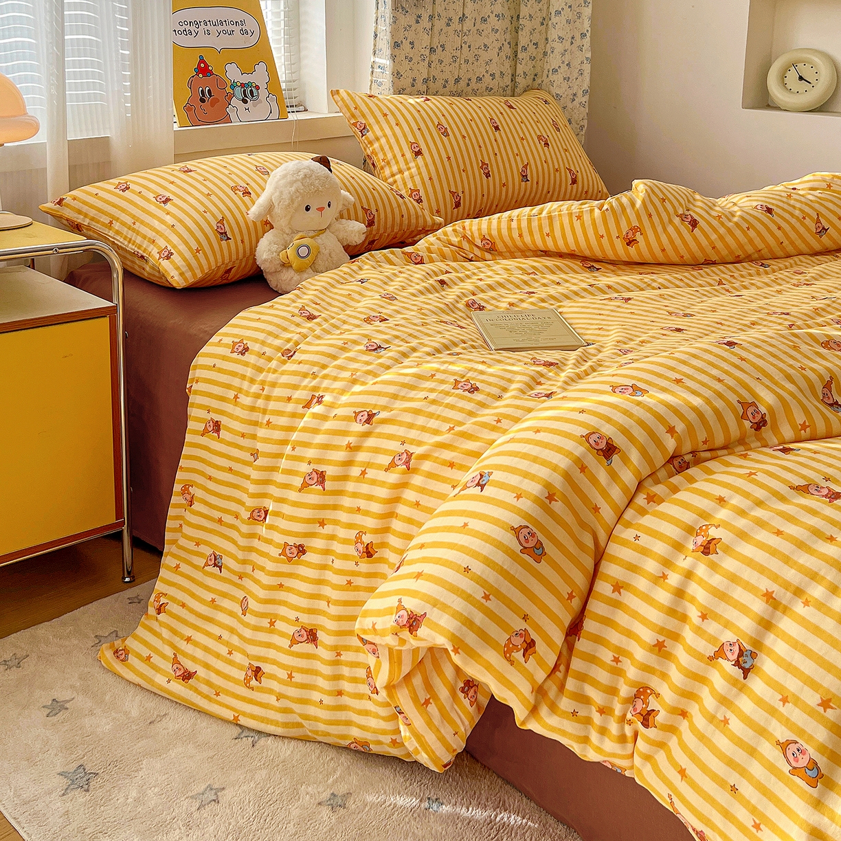 91家纺网 家纺一手货源 找家纺 麦伦家居 2026春夏新品全棉有氧双层纱印花系列简约款四件套 条纹星星梦