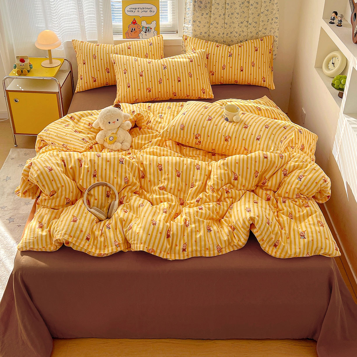 91家纺网 家纺一手货源 找家纺 麦伦家居 2026春夏新品全棉有氧双层纱印花系列简约款四件套 条纹星星梦