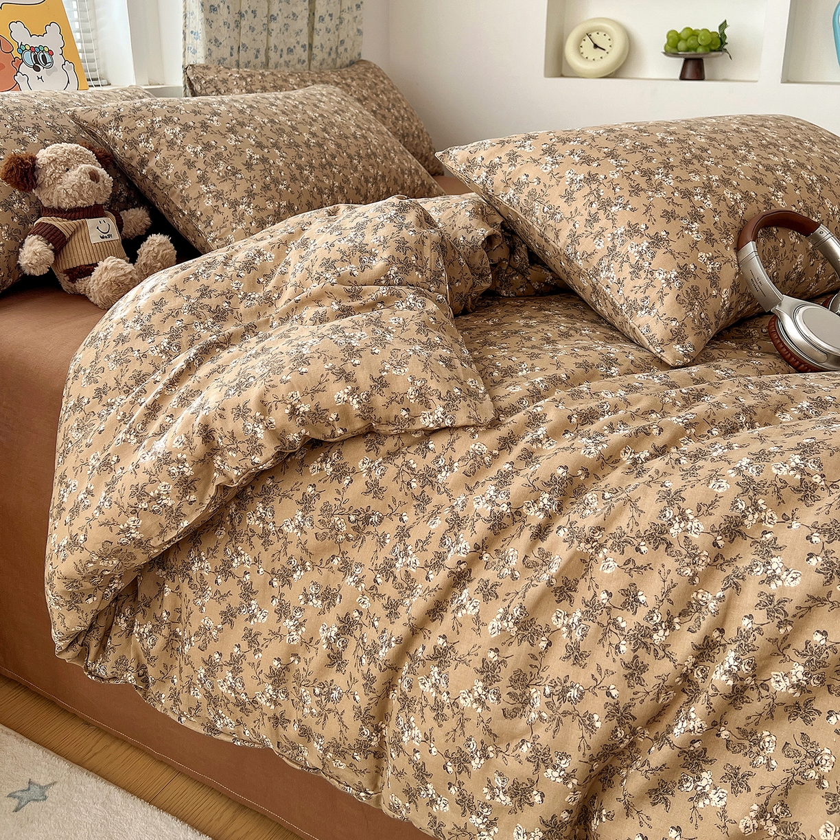 91家纺网 家纺一手货源 找家纺 麦伦家居 2026春夏新品全棉有氧双层纱印花系列简约款四件套 美式