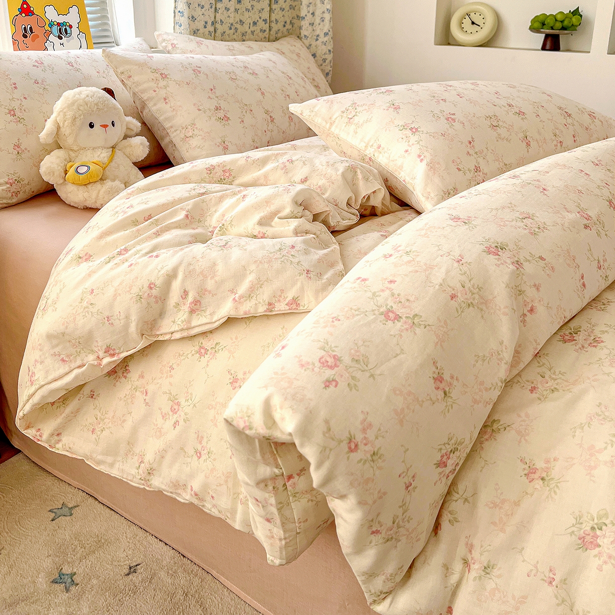 91家纺网 家纺一手货源 找家纺 麦伦家居 2026春夏新品全棉有氧双层纱印花系列简约款四件套 浅梦 米