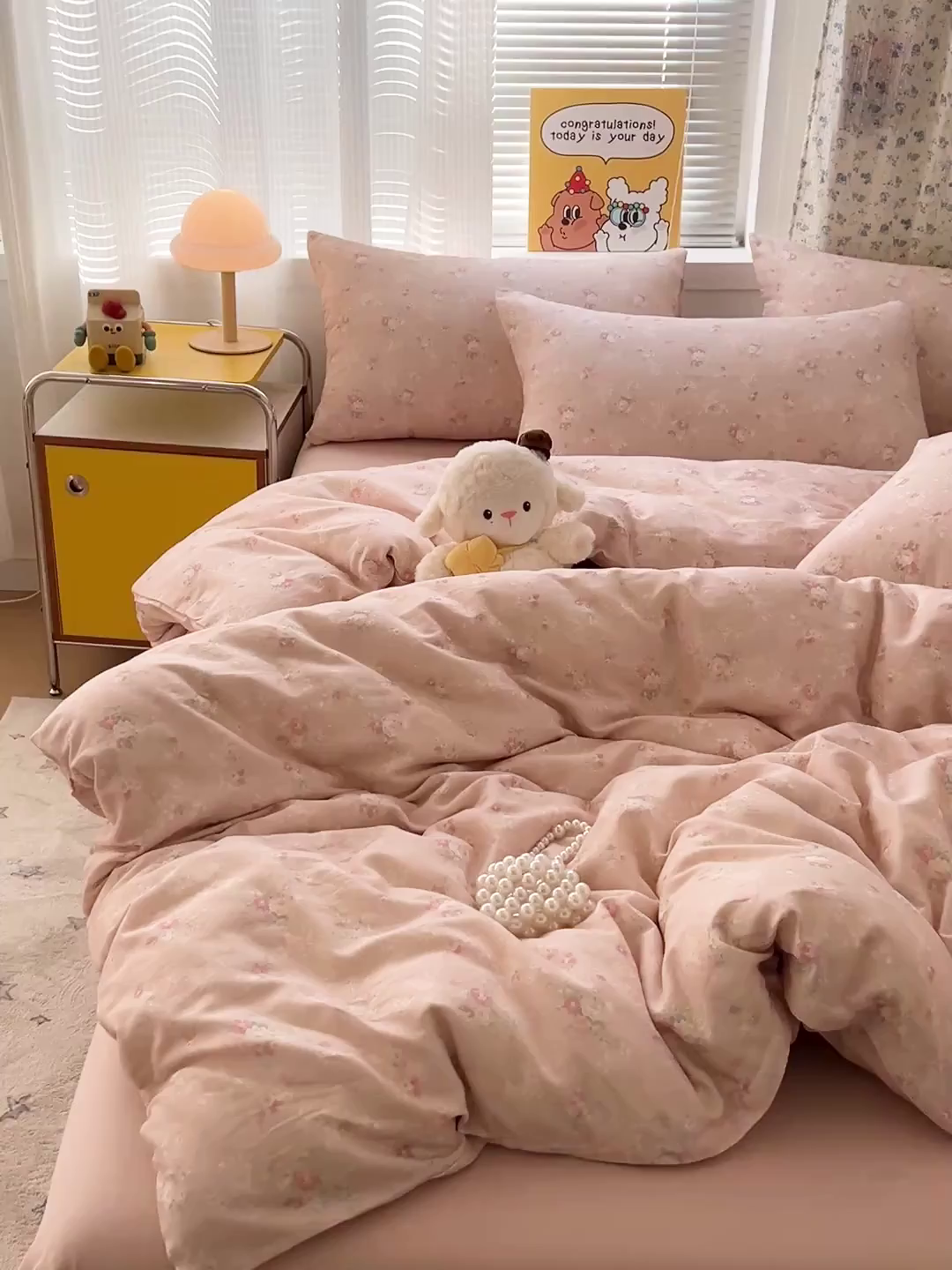 91家纺网 家纺一手货源 找家纺 麦伦家居 2026春夏新品全棉有氧双层纱印花系列简约款四件套 浅梦粉