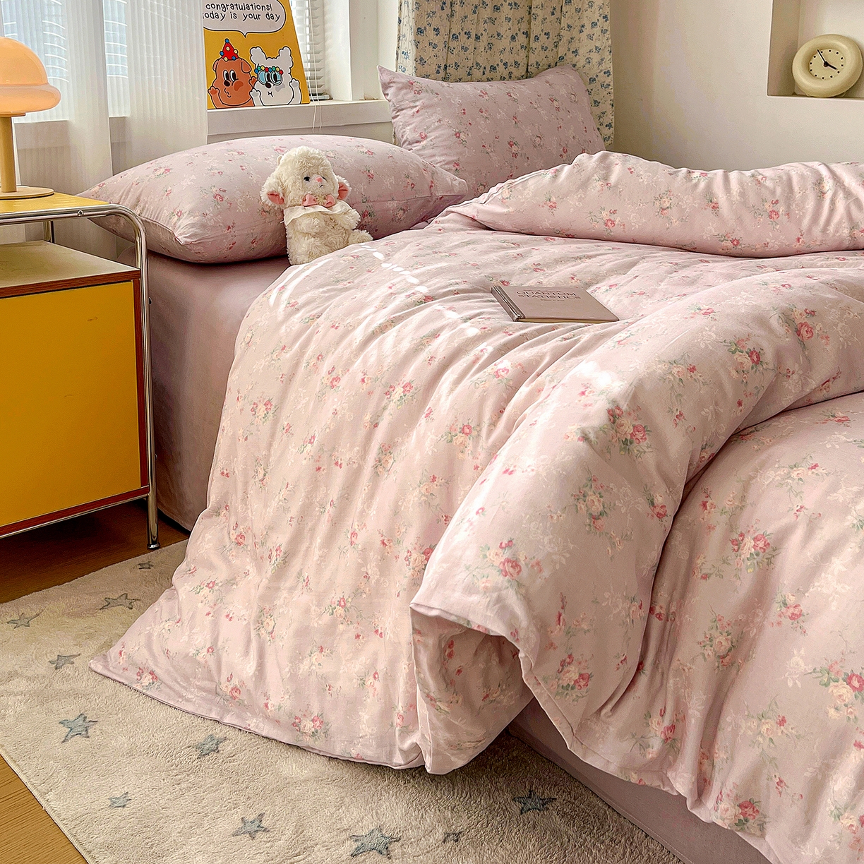 91家纺网 家纺一手货源 找家纺 麦伦家居 2026春夏新品全棉有氧双层纱印花系列简约款四件套 浅梦紫