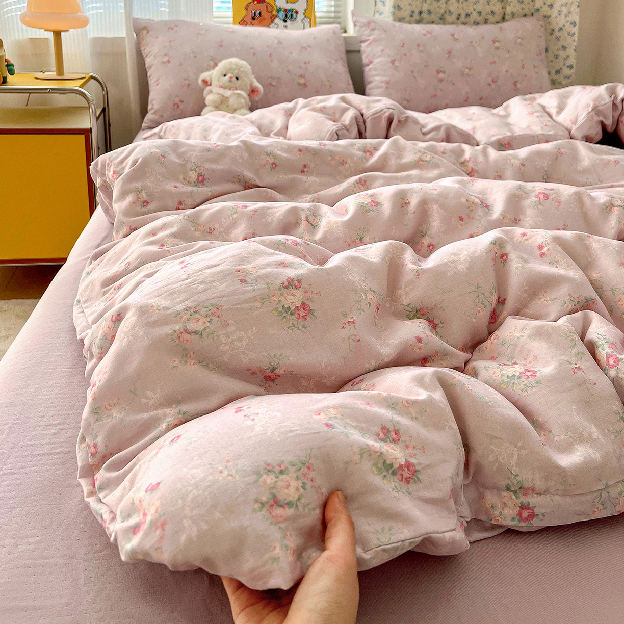 91家纺网 家纺一手货源 找家纺 麦伦家居 2026春夏新品全棉有氧双层纱印花系列简约款四件套 浅梦紫