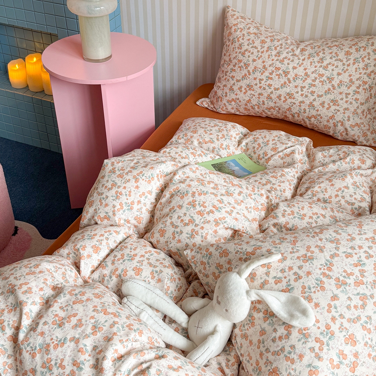 91家纺网 家纺一手货源 找家纺 麦伦家居 2026春夏新品全棉有氧双层纱印花系列简约款四件套 柿柿如意