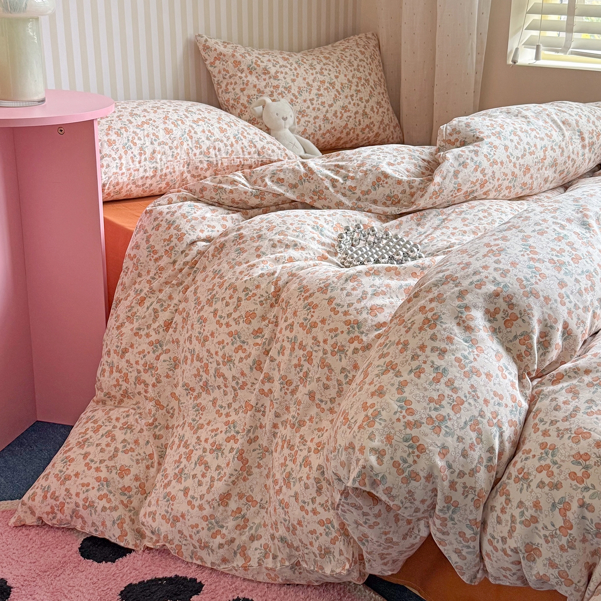 91家纺网 家纺一手货源 找家纺 麦伦家居 2026春夏新品全棉有氧双层纱印花系列简约款四件套 柿柿如意