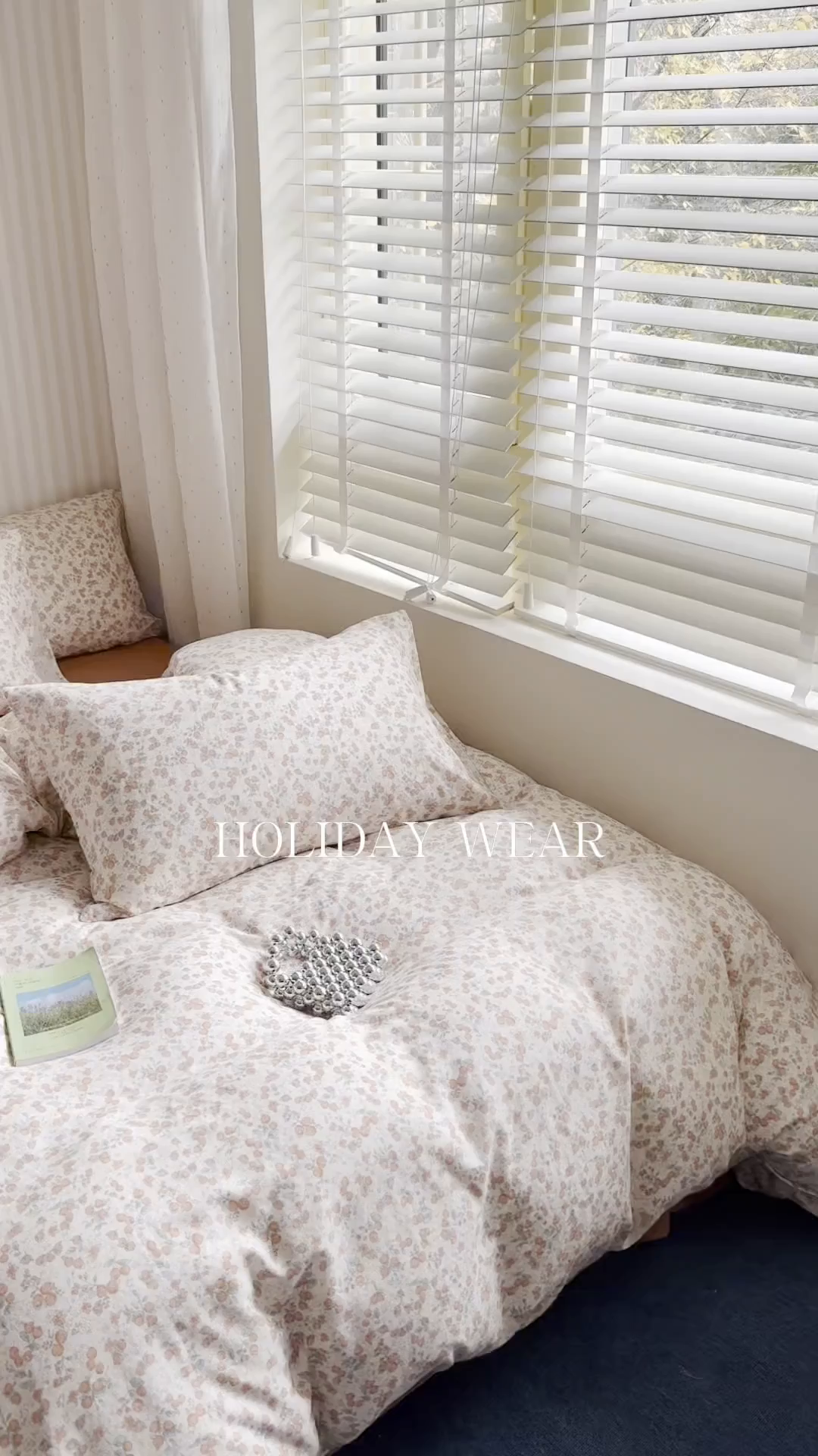 91家纺网 家纺一手货源 找家纺 麦伦家居 2026春夏新品全棉有氧双层纱印花系列简约款四件套 柿柿如意