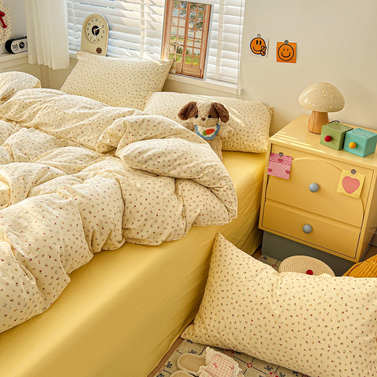 91家纺网 家纺一手货源 找家纺 麦伦家居 2026春夏新品全棉有氧双层纱印花系列简约款四件套 小野花