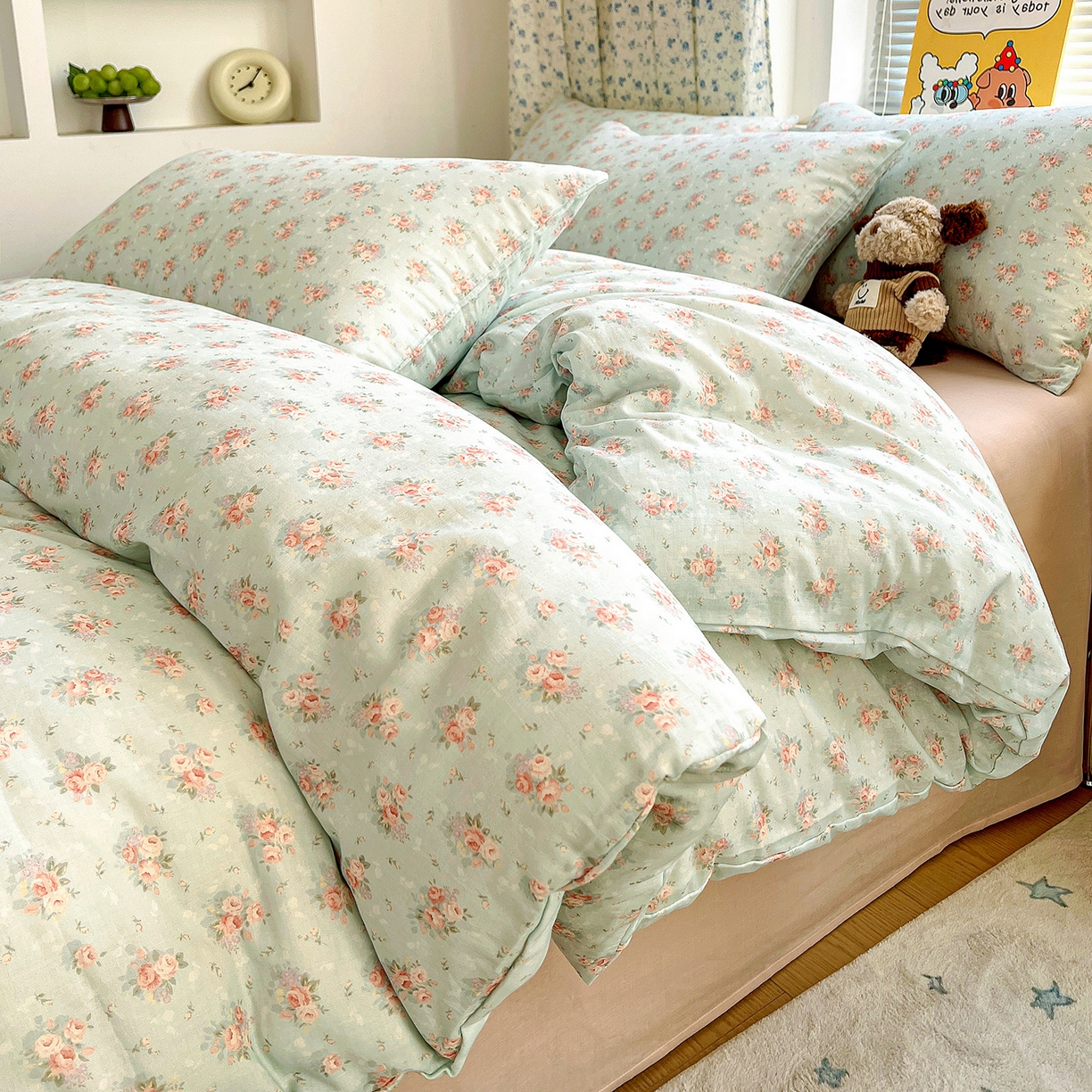 91家纺网 家纺一手货源 找家纺 麦伦家居 2026春夏新品全棉有氧双层纱印花系列简约款四件套 星夜花影蓝