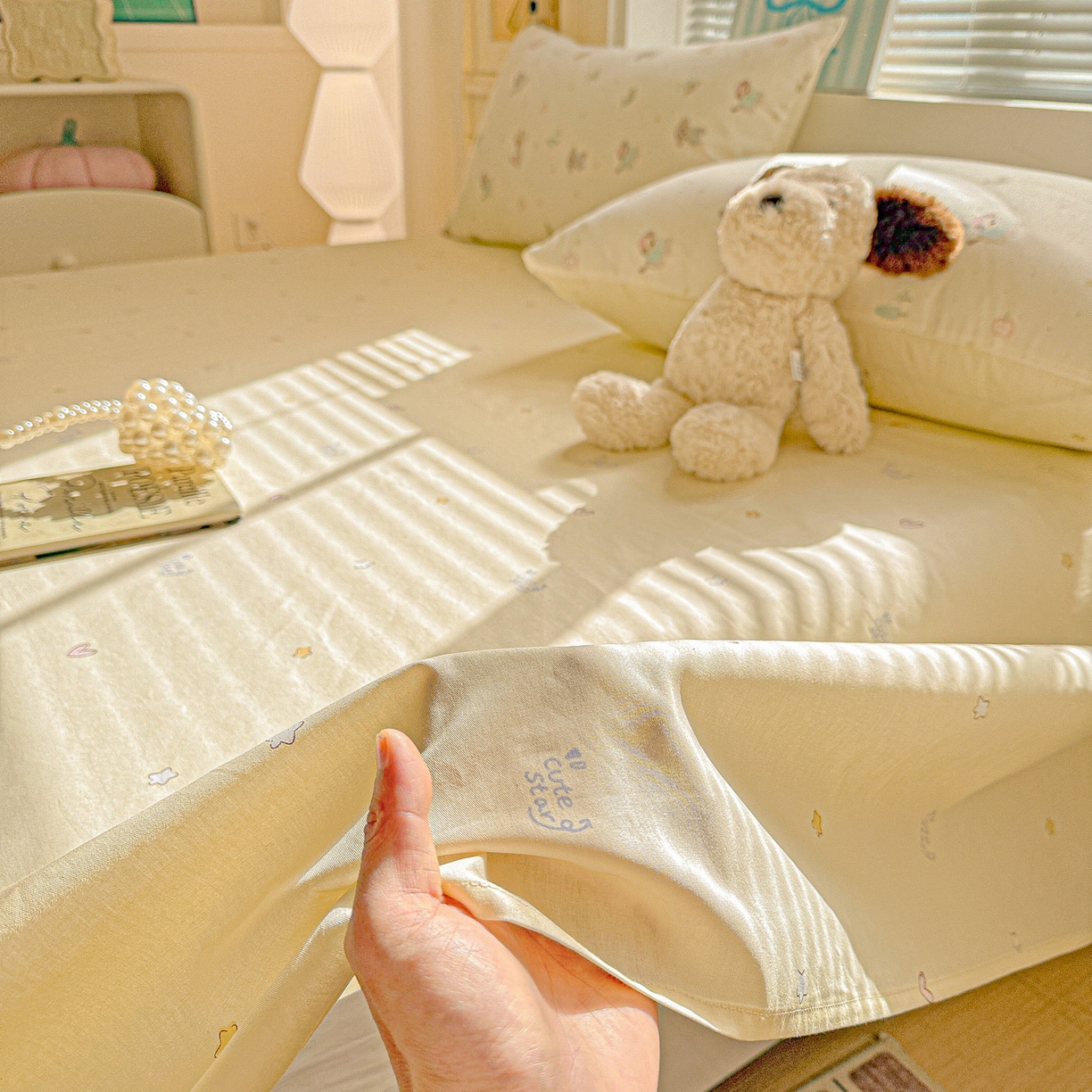 91家纺网 家纺一手货源 找家纺 名品家纺 2026新款100%纯棉四件套系列 苹果小狗