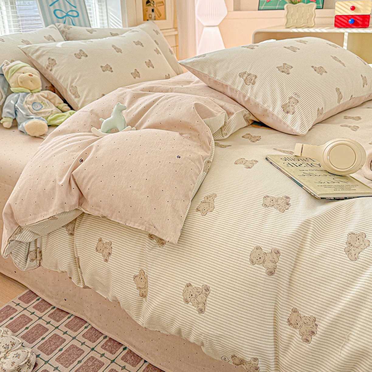 91家纺网 家纺一手货源 找家纺 名品家纺 2026新款100%纯棉四件套系列 条纹小熊